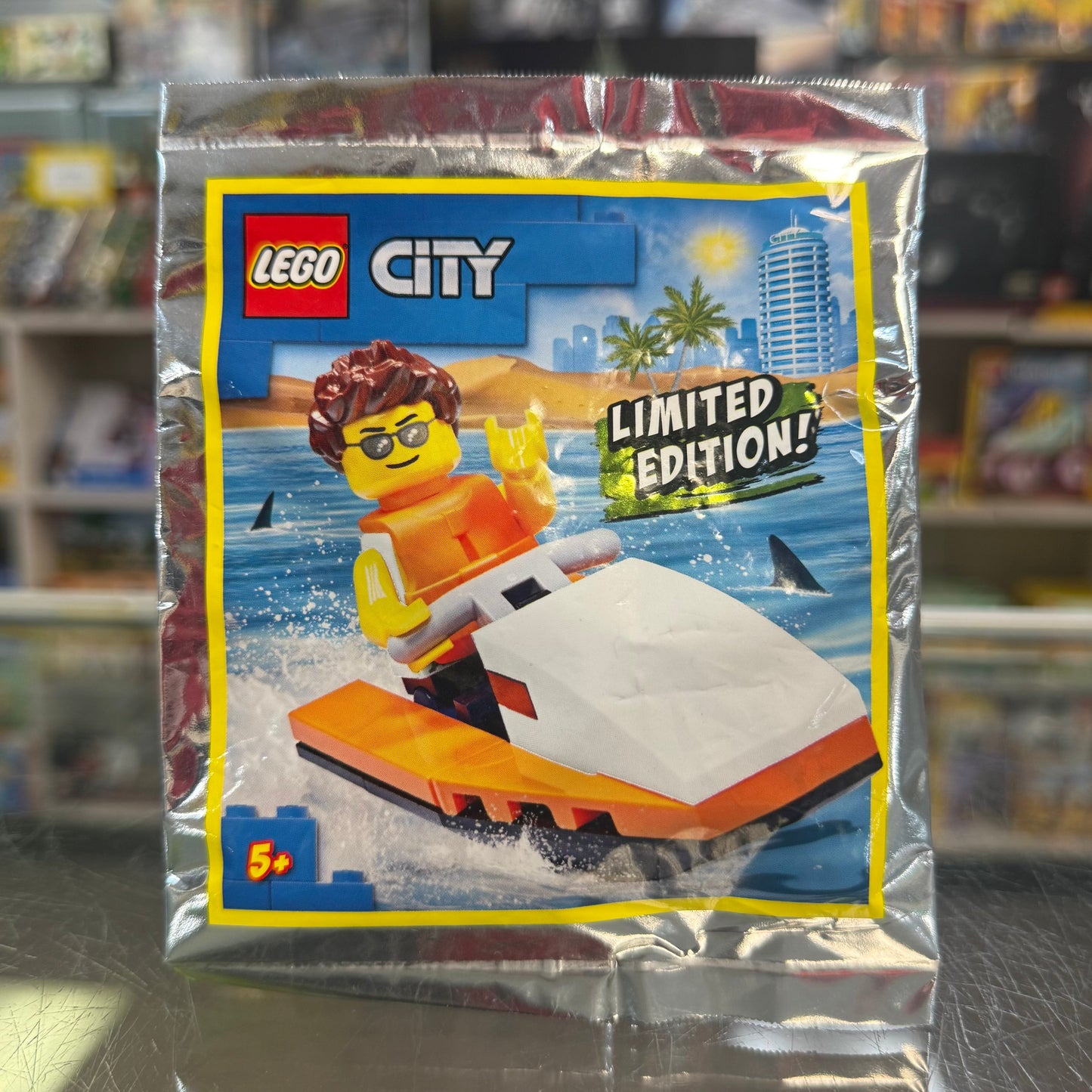 Guy on Water Scooter foil pack, 952008