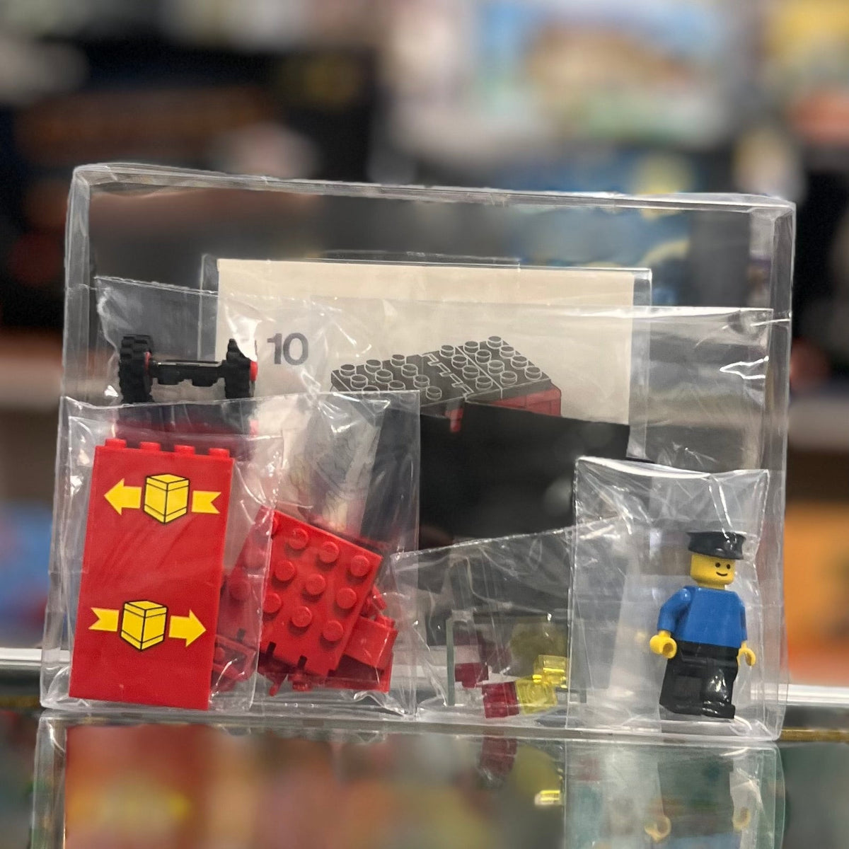 Delivery Van, 6624 - LEGO® Classic Town Cargo Set