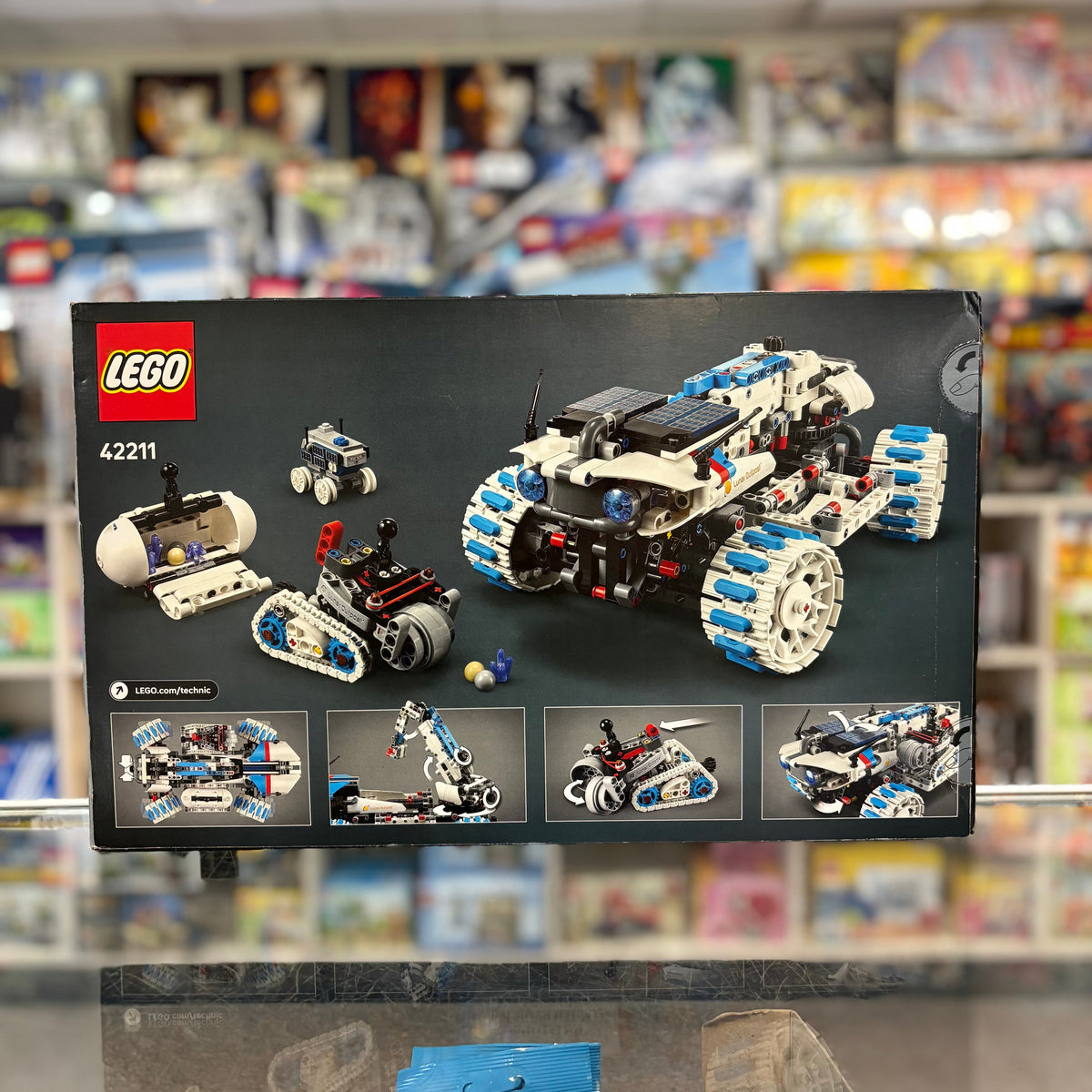 Lunar Outpost Moon Rover, 42211