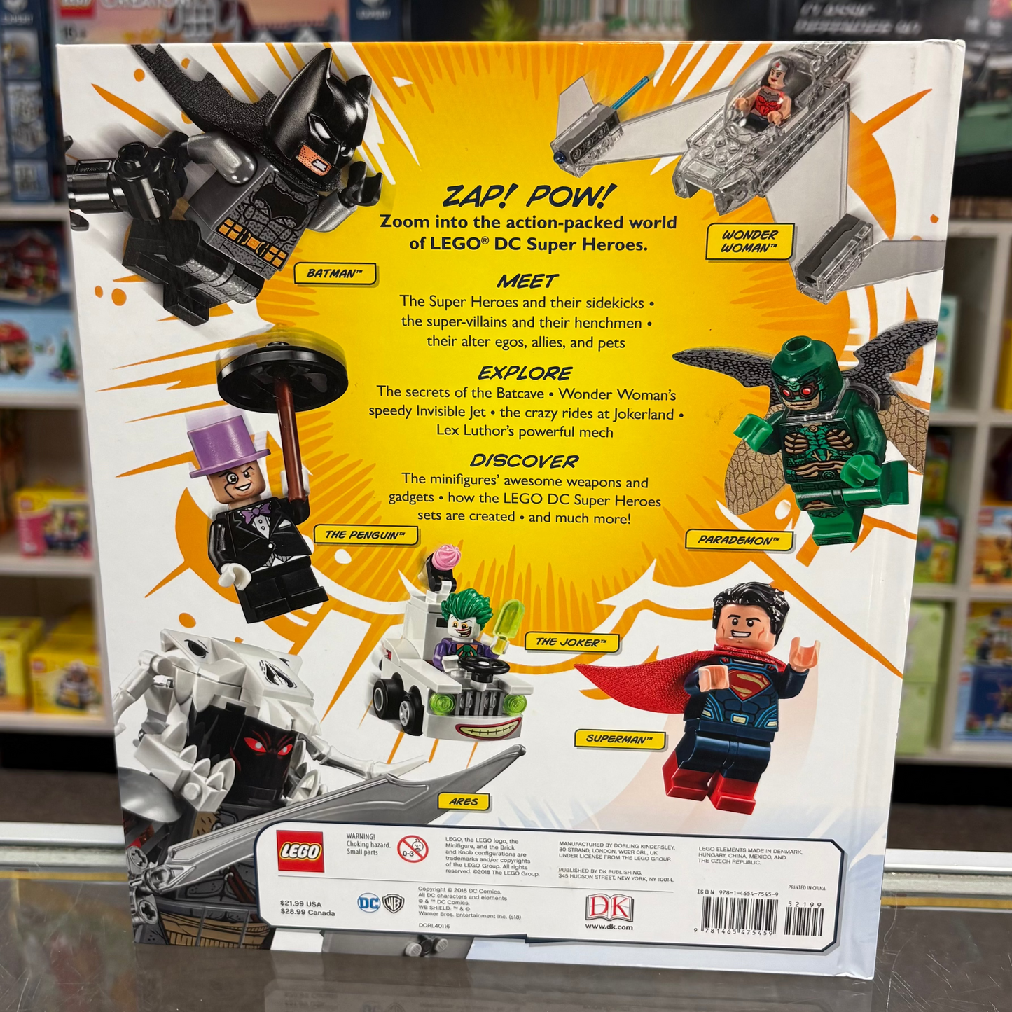 LEGO® DC Comics Super Heroes Visual Dictionary: With Exclusive Yellow Lantern Batman Minifigure