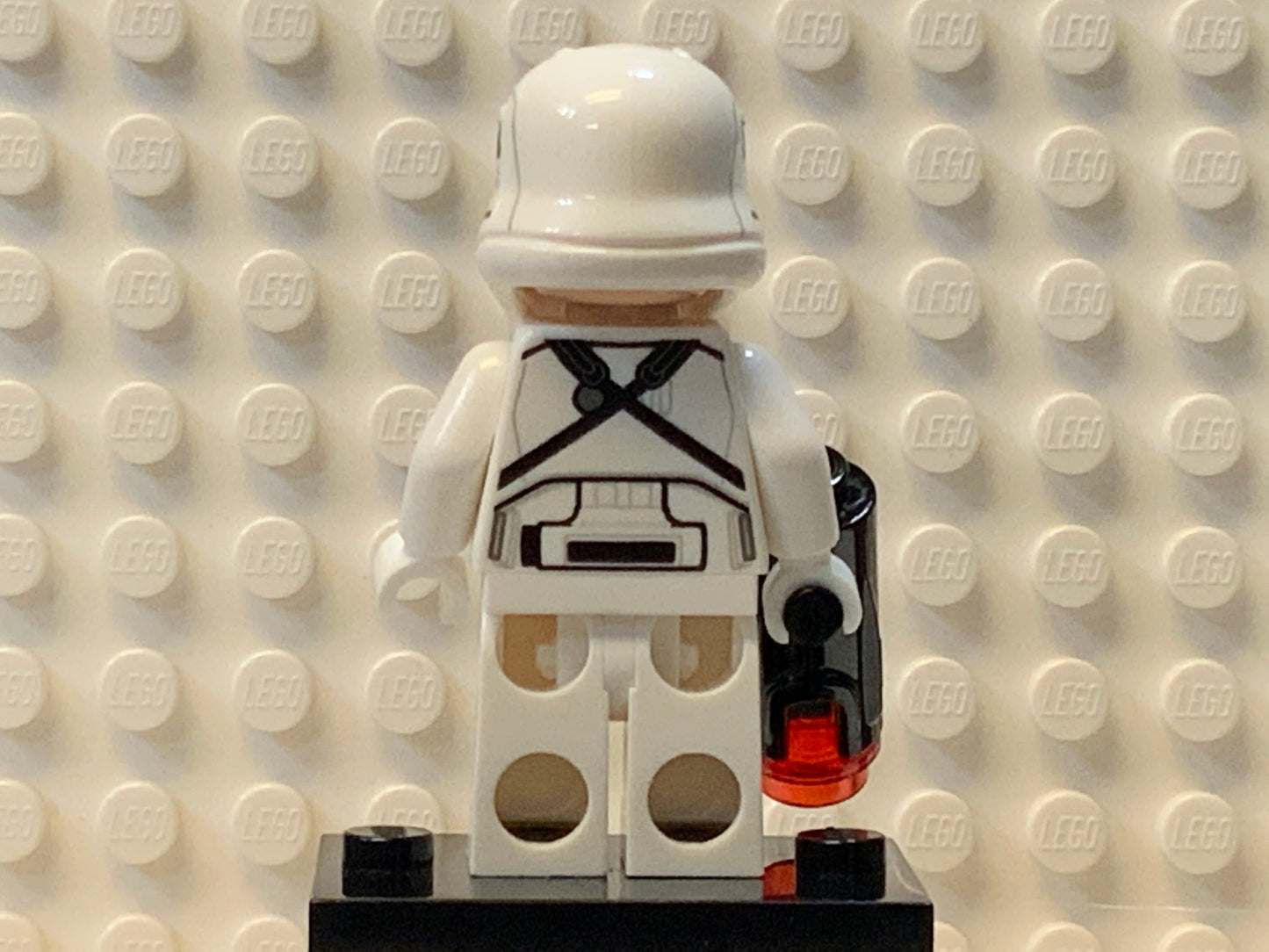 First Order Heavy Assault Stormtrooper, sw0695 (Rounded Mouth Pattern) LEGO® Star Wars Minifigure