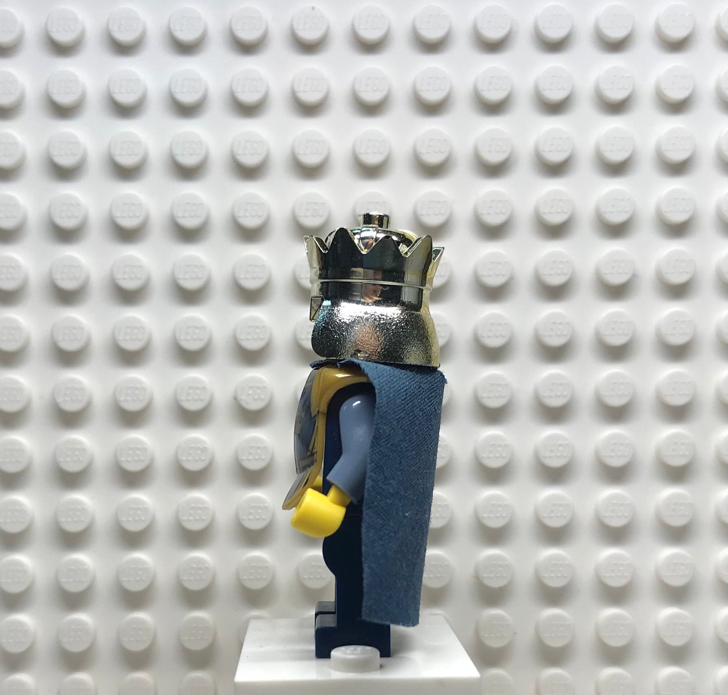 Fantasy Era, Crown King (Brutus) with Cape, cas332