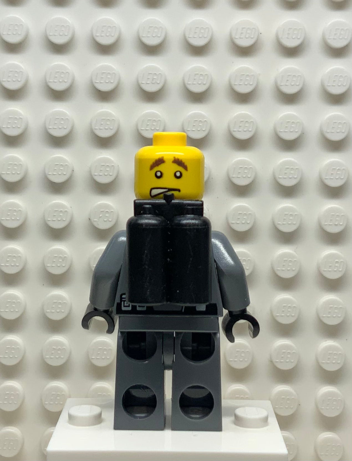 Space Police III Officer 13, Commando, Air Tanks, sp117