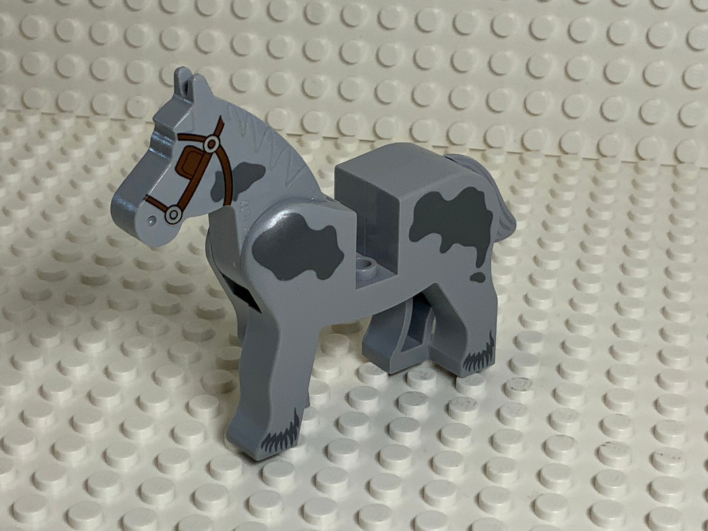 Light Bluish Gray LEGO® Horse with Spots & Eye Covers