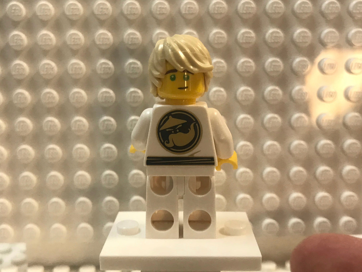 Lloyd - White Wu-Cru Training Gi, Tousled Hair, njo0429 - LEGO® Ninjago Minifigure