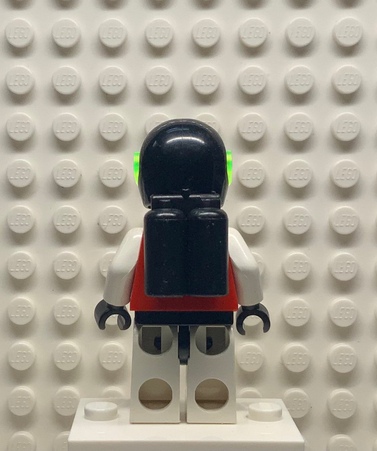 M-Tron with Airtanks, sp033