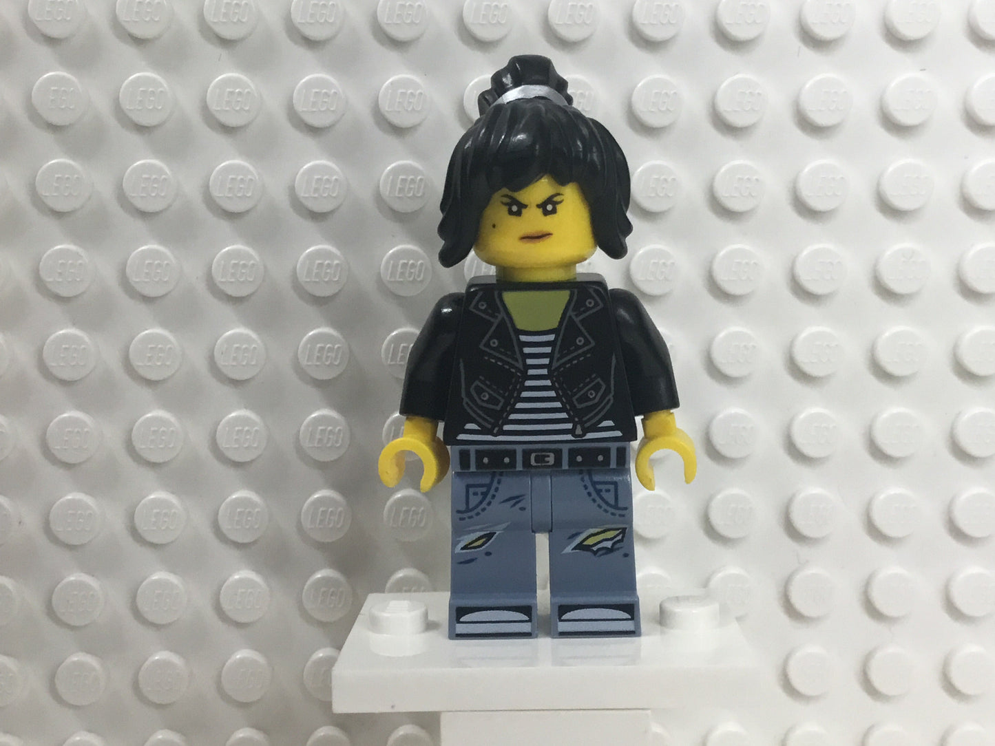 Nya - Leather Jacket and Jeans High School Outfit, njo0355 - LEGO® Ninjago Minifigure