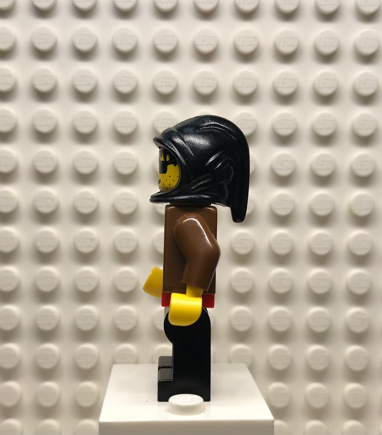 Wolfpack, Eye Patch, Brown Arms and Black Legs, Black Hood, no Cape, cas255