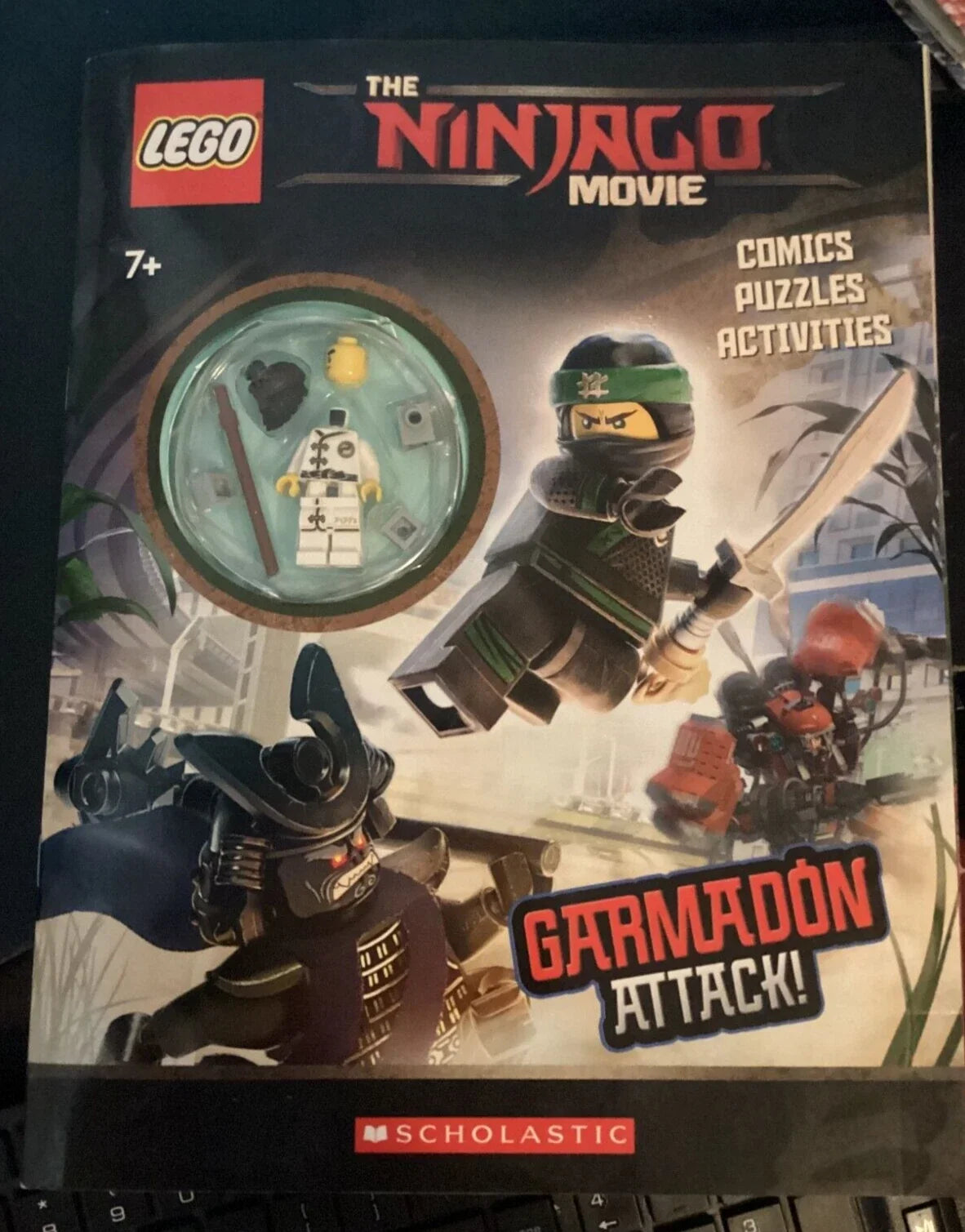 Ninjago Garmadon Attack - LEGO® Book with Ninjago Mini-Fig