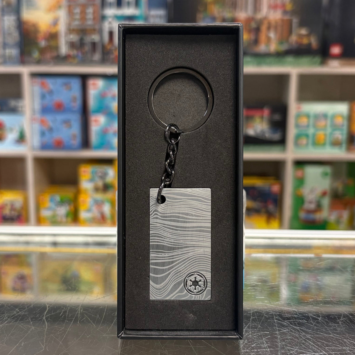 The Mandalorian Beskar Key Chain (Metal), 5007403