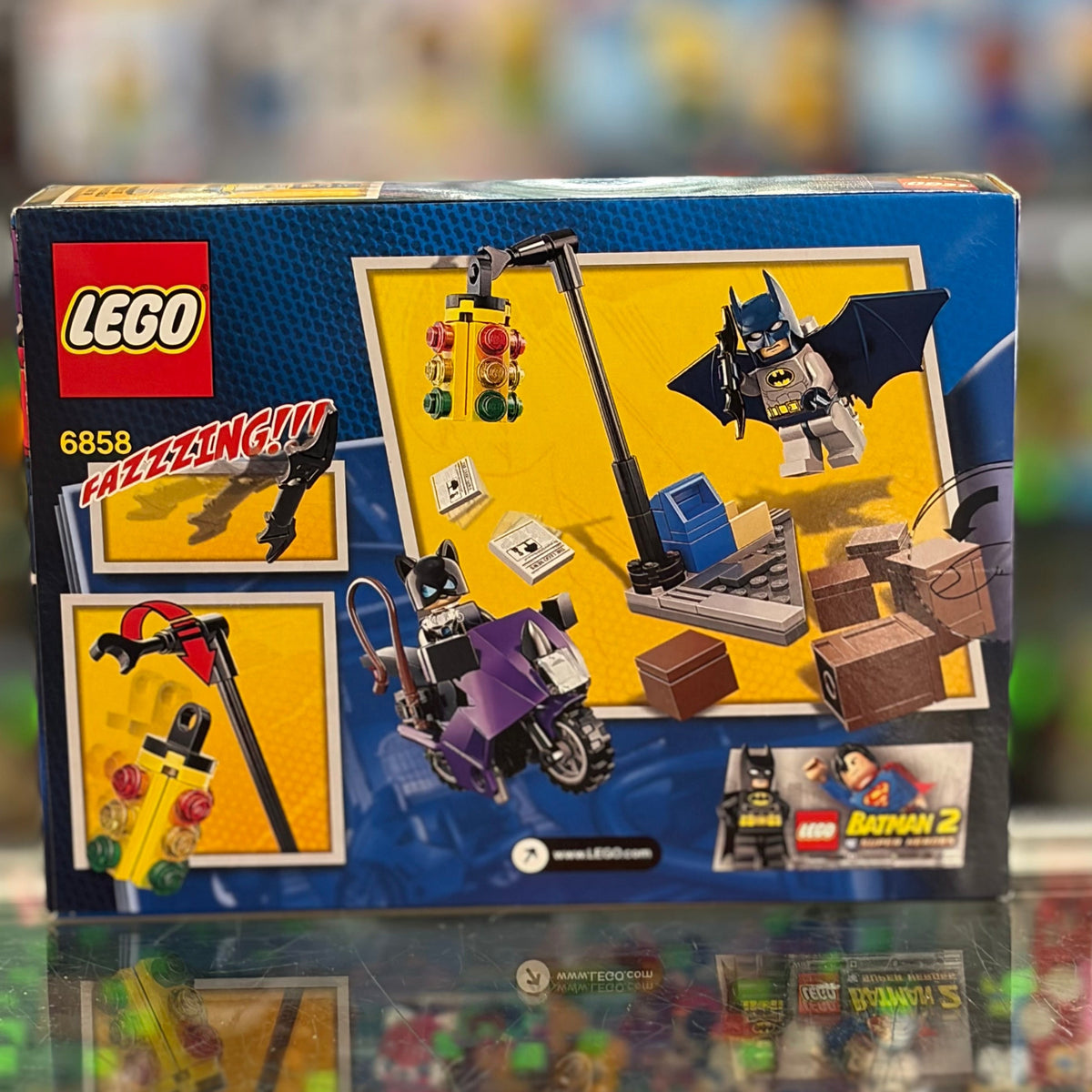 Catwoman Catcycle City Chase, 6858 - LEGO® Super Heroes Set