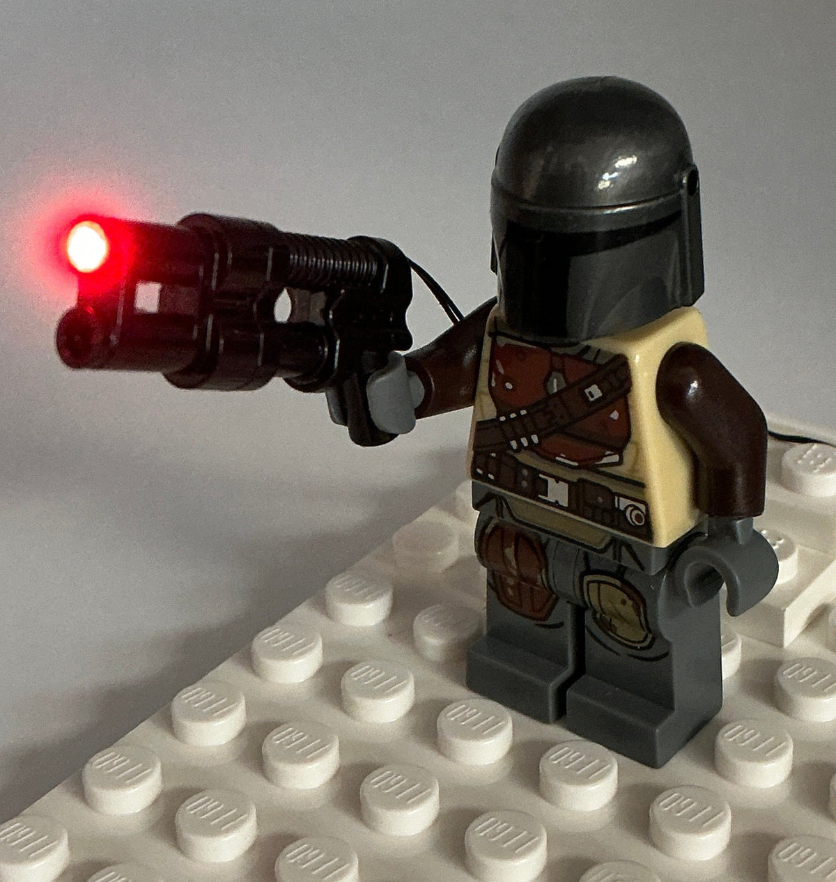 Double Extended Blaster Pistol w/ Flashing LED Light, USB & DIY System, LW-75345