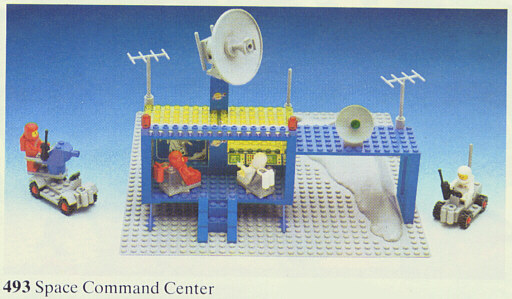 Space Command Center (Craterplate version), 493 - LEGO® Classic Space Set