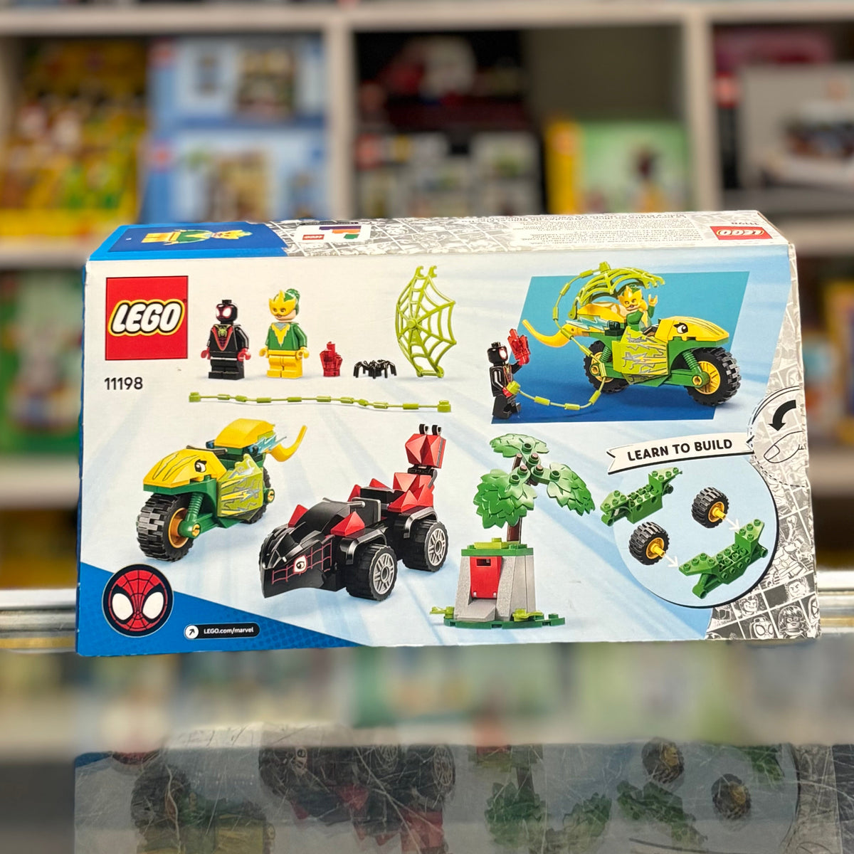 Spin and Electro Dinosaur Vehicle Chase, 11198 - LEGO® Marvel Set