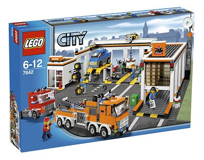 7642 - Garage - EMPTY BOX ONLY
