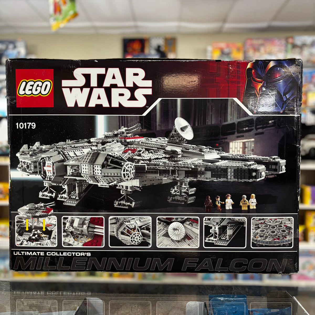 Millennium Falcon - UCS, 10179 - LEGO® Star Wars Set