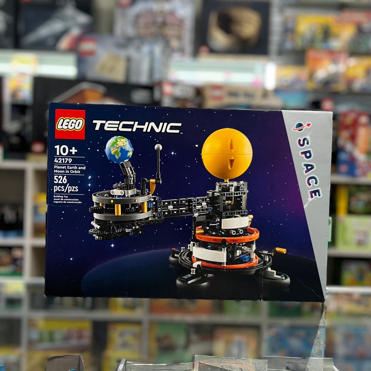 Planet Earth and Moon in Orbit, 42179 LEGO® Technic Set