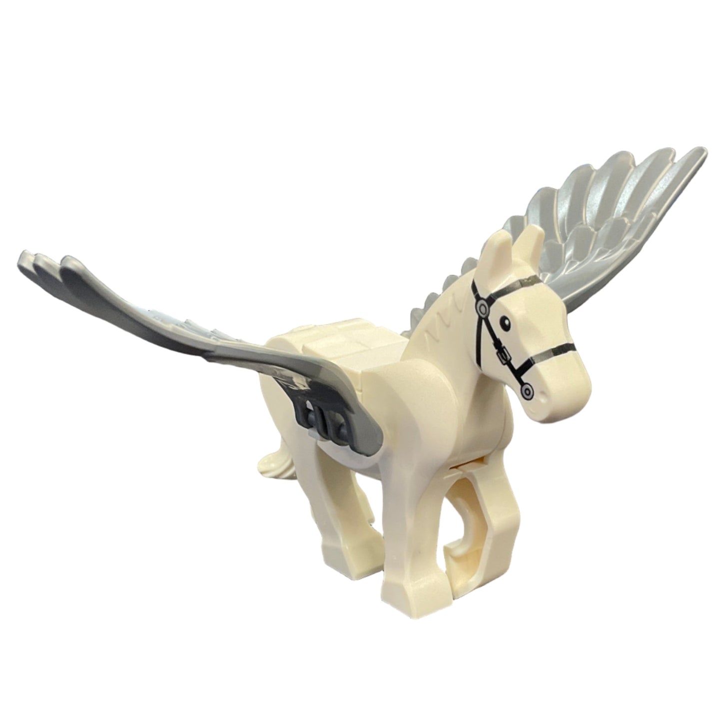 Pegasus, Movable Legs with Flat Silver Wings with Black Eyes, White Pupils, and Single Silver Buckle on Black Bridle Pattern (HP Abraxan), pegasus04