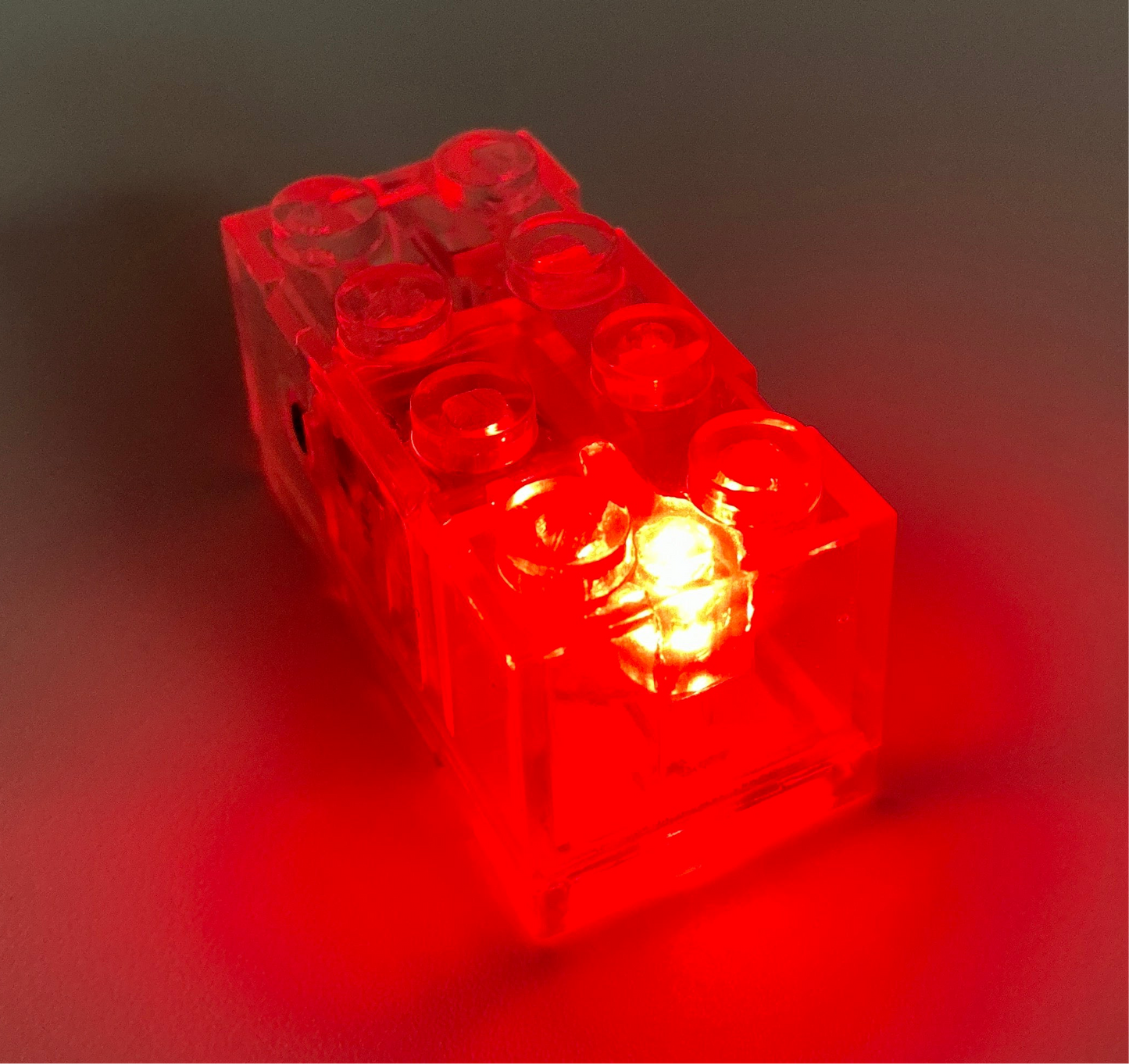 Light-Up 2x4 Brick, Battery Operated, CB2x4 & LB2x4
