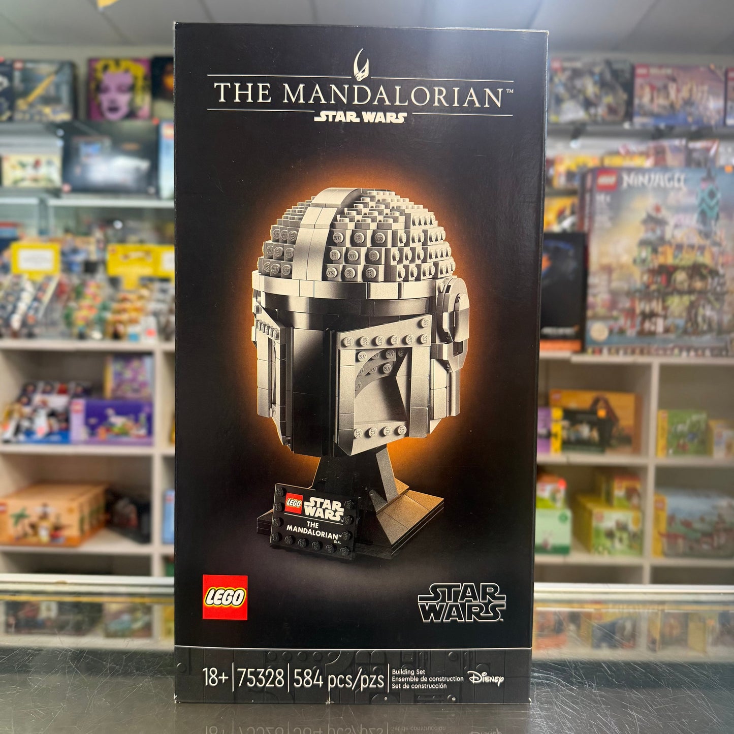 75328 - The Mandalorian Helmet - EMPTY BOX ONLY