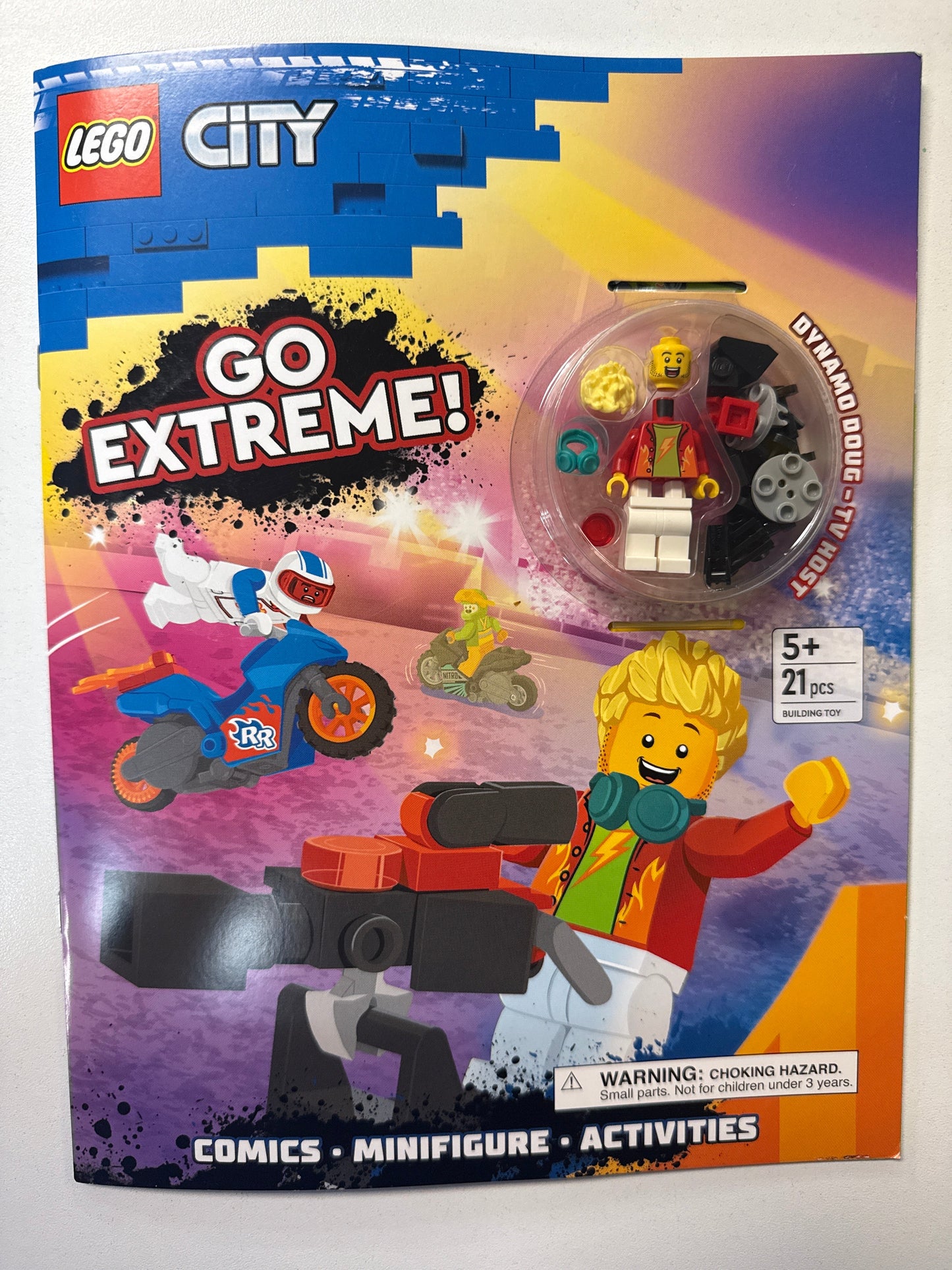 LEGO® City Book - Go Extreme! (Softcover) w/ MiniFig - Dynamo Doug