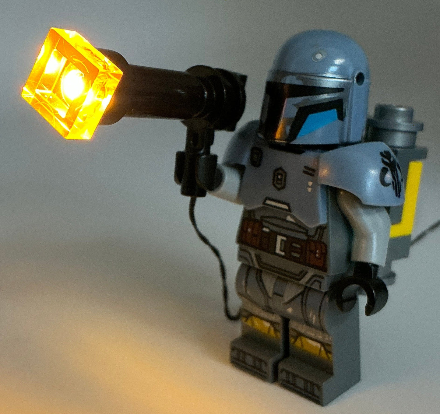 LED Light-Up Paz Vizsla Blaster, USB & DIY System, LW-75386A