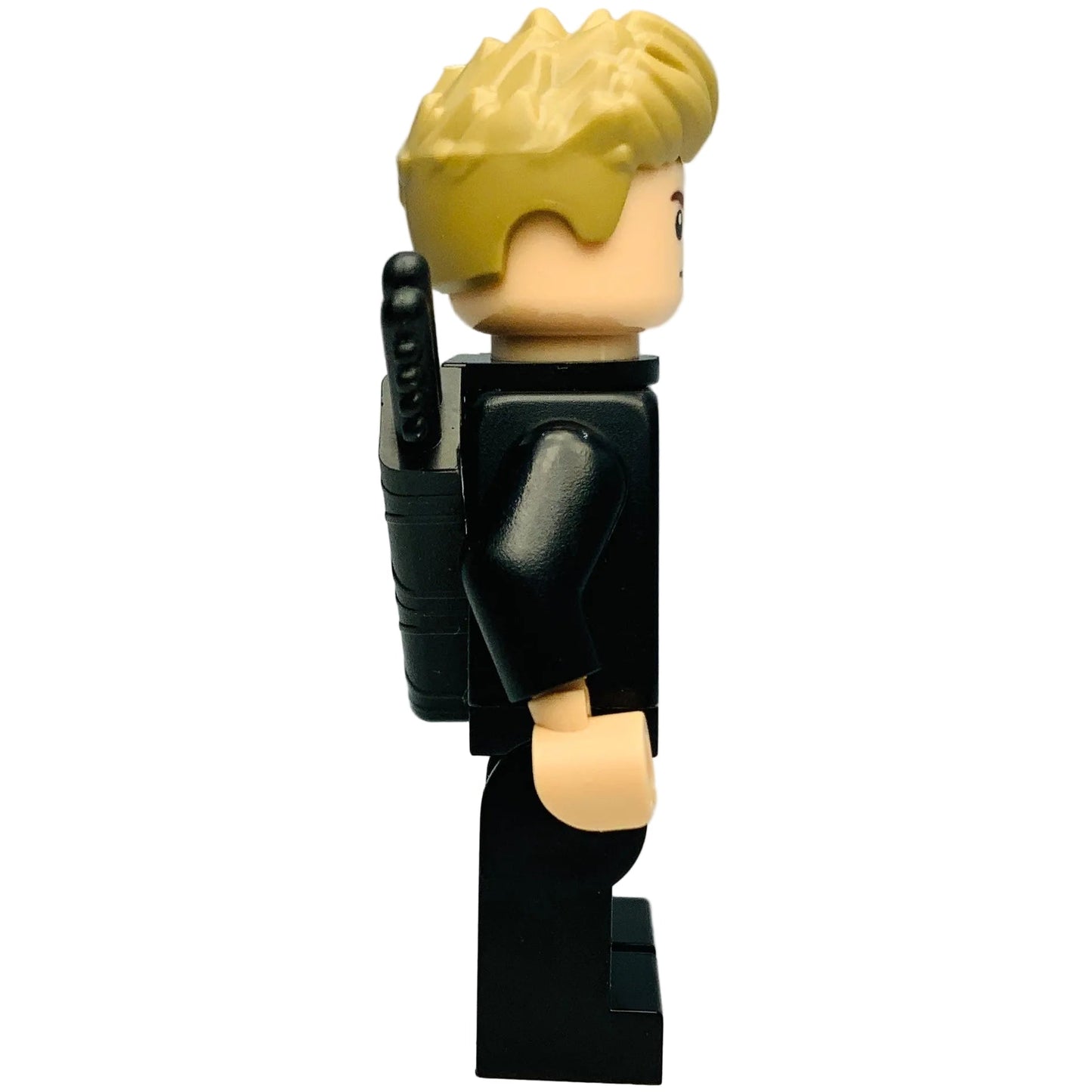 Hawkeye - Black and Dark Red Suit, Dark Tan Hair, Quiver, Silver Boot Tips, sh0969