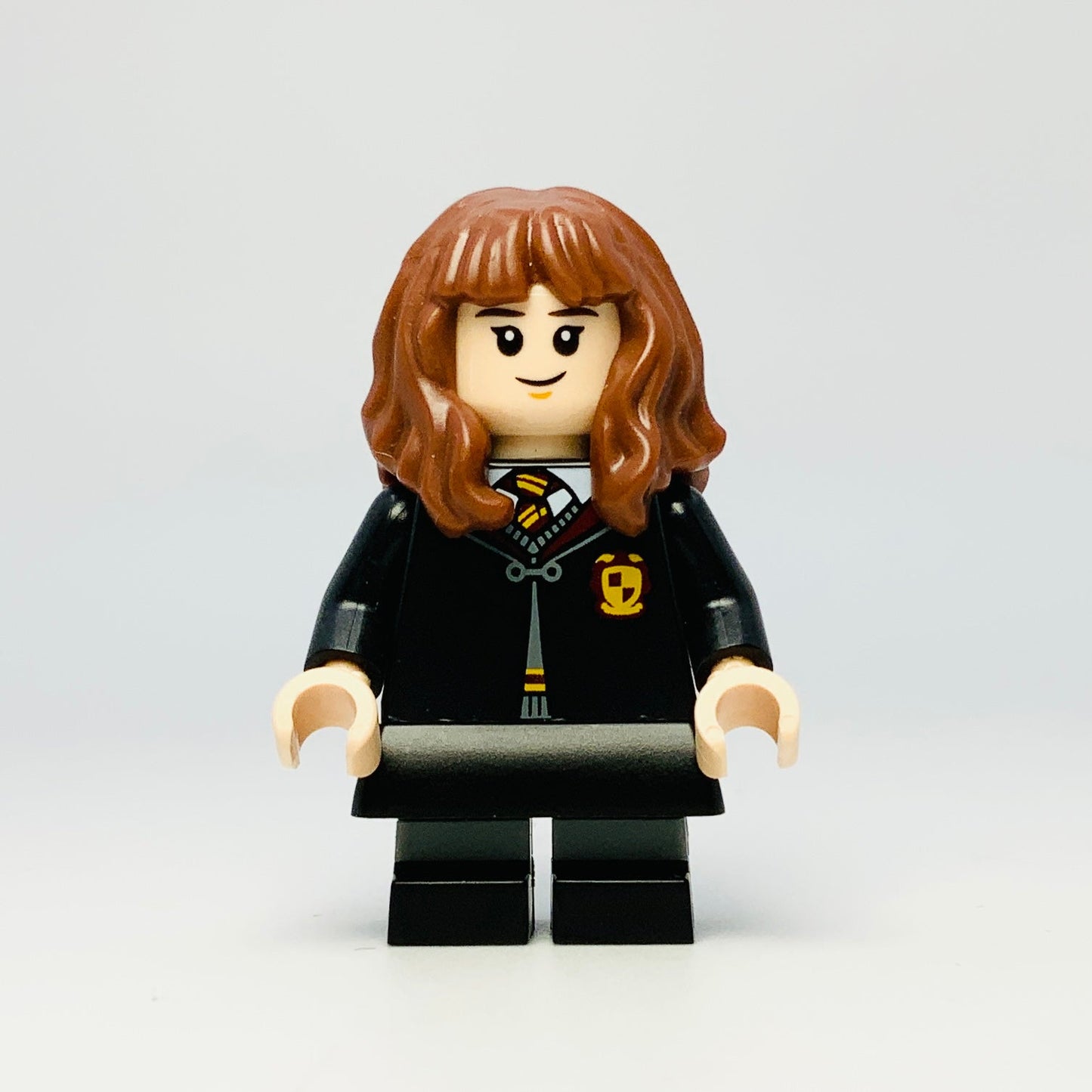 Hermione Granger - Gryffindor Robe Clasped, Black Skirt, Black Short Legs with Dark Bluish Gray Stripes, Open Mouth Scared / Closed Mouth Grin, hp468