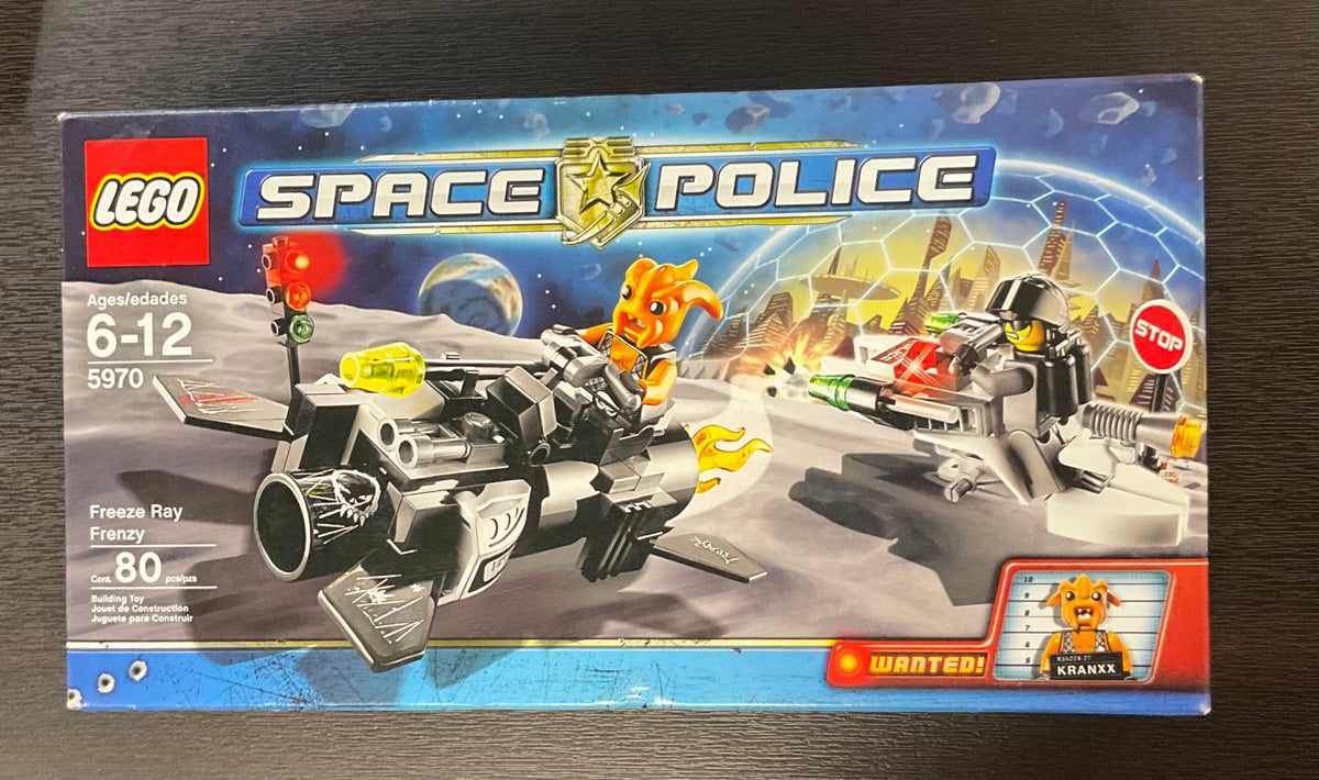 Freeze Ray Frenzy, 5970 - LEGO® Space Police