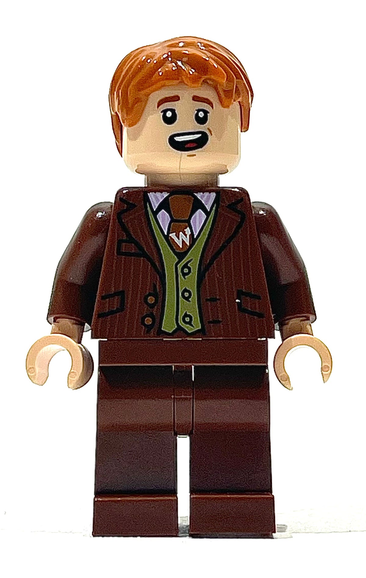 Fred Weasley - Reddish Brown Suit, Dark Orange Tie, Grin / Smiling, hp433