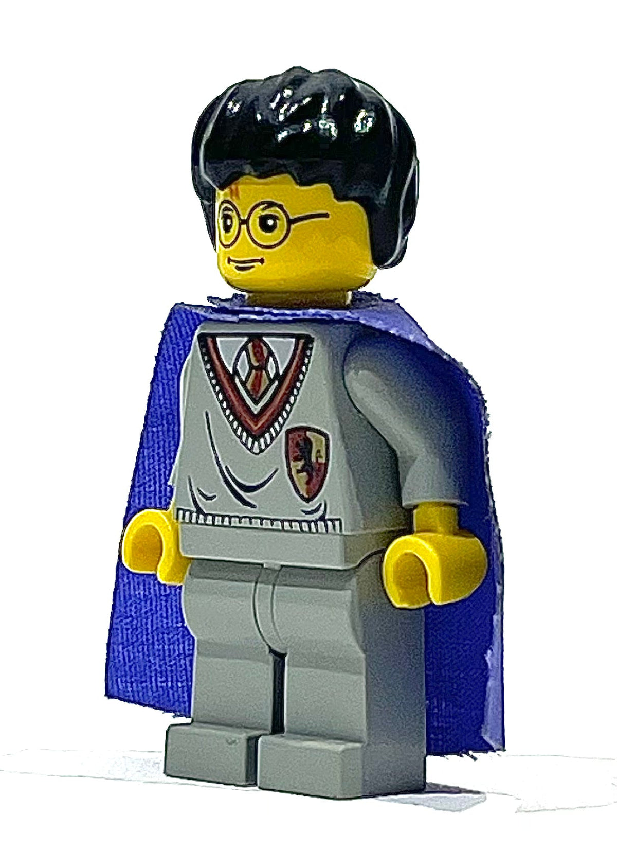 Harry Potter - Gryffindor Shield Torso, Light Gray Legs, Violet Cape, hp036