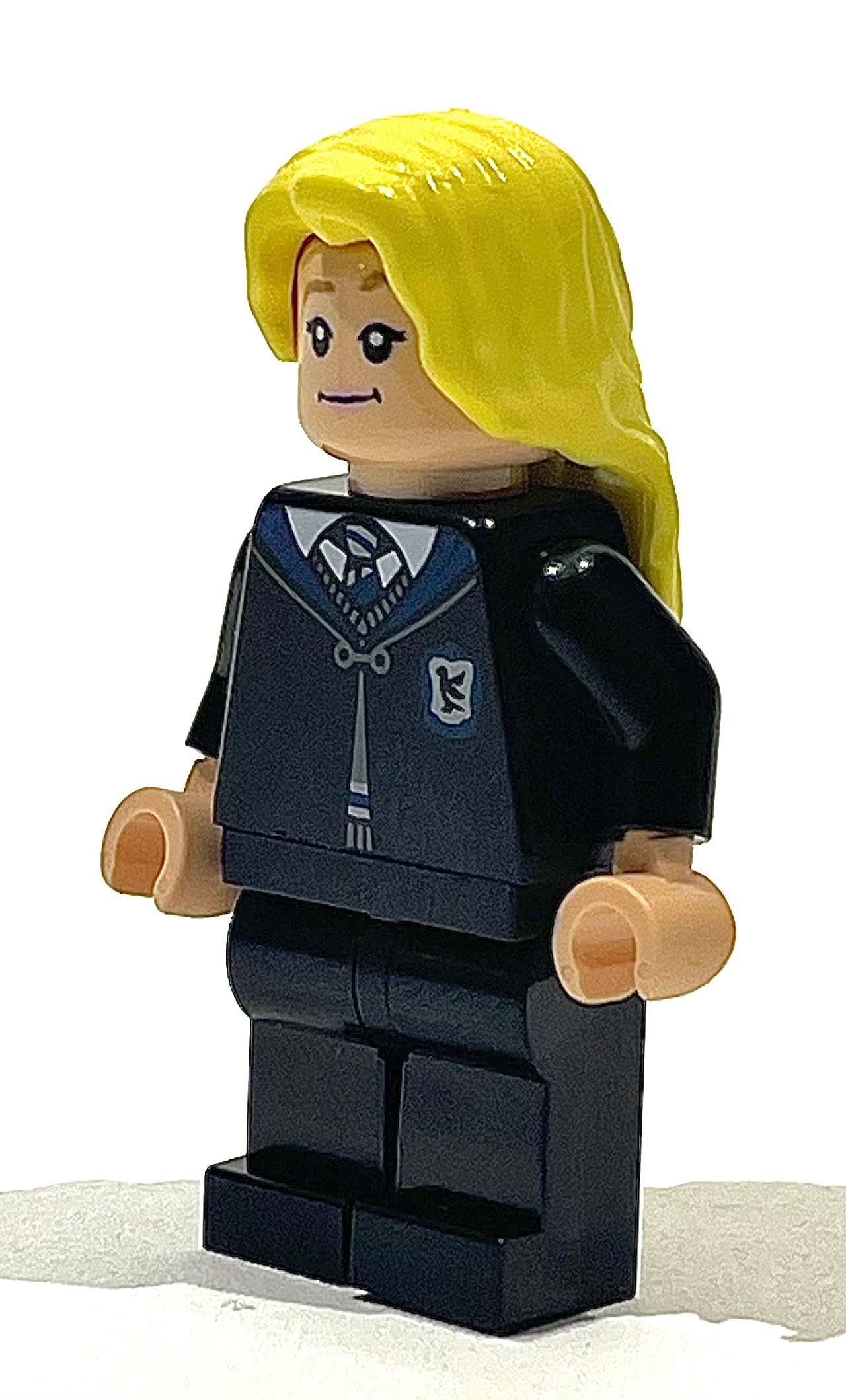 Luna Lovegood - Black Ravenclaw Robe and Legs, hp403