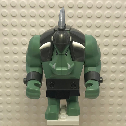 Fantasy Era, Troll, Sand Green with Pearl Dark Gray Armor, 2 White Horns and 3 Pearl Light Gray Horns, cas376