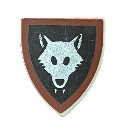 Minifigure Shield Triangular Short with Wolfpack Oval Eyes, 3846p44a