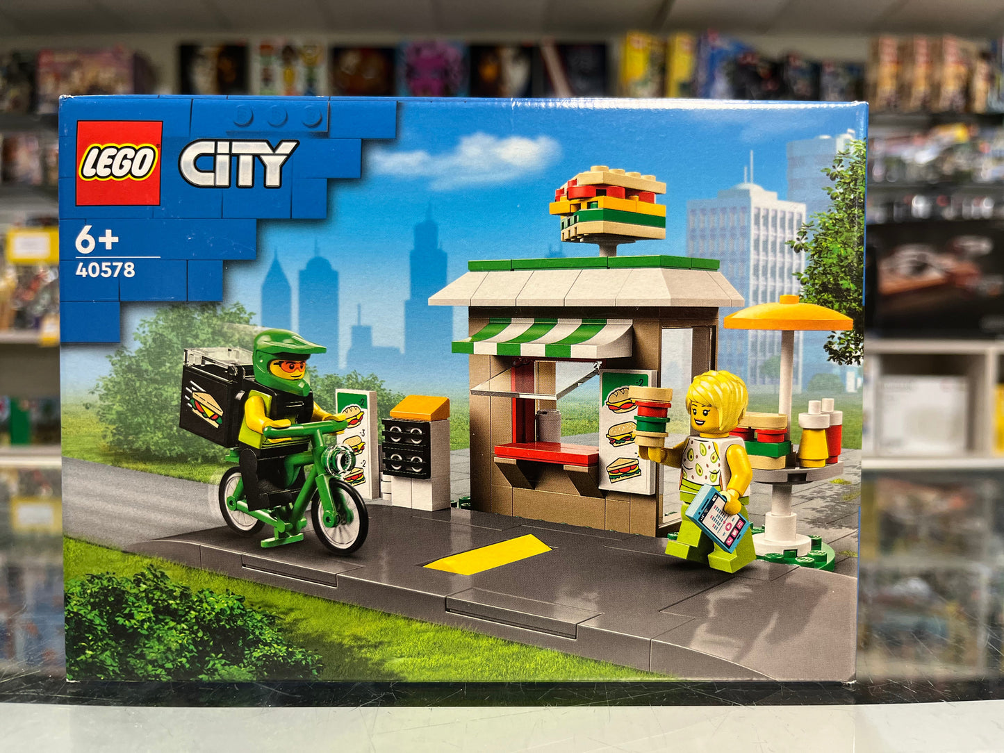 Sandwich Shop, 40578