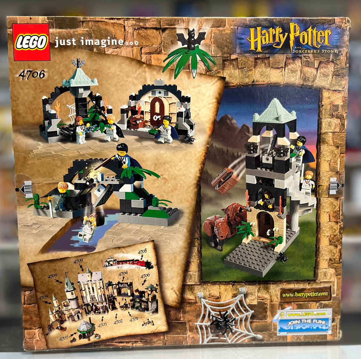 Forbidden Corridor, 4706 - LEGO® Harry Potter Set