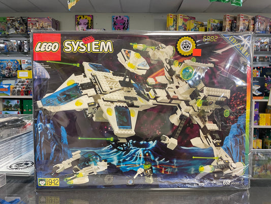 Explorien Starship, 6982