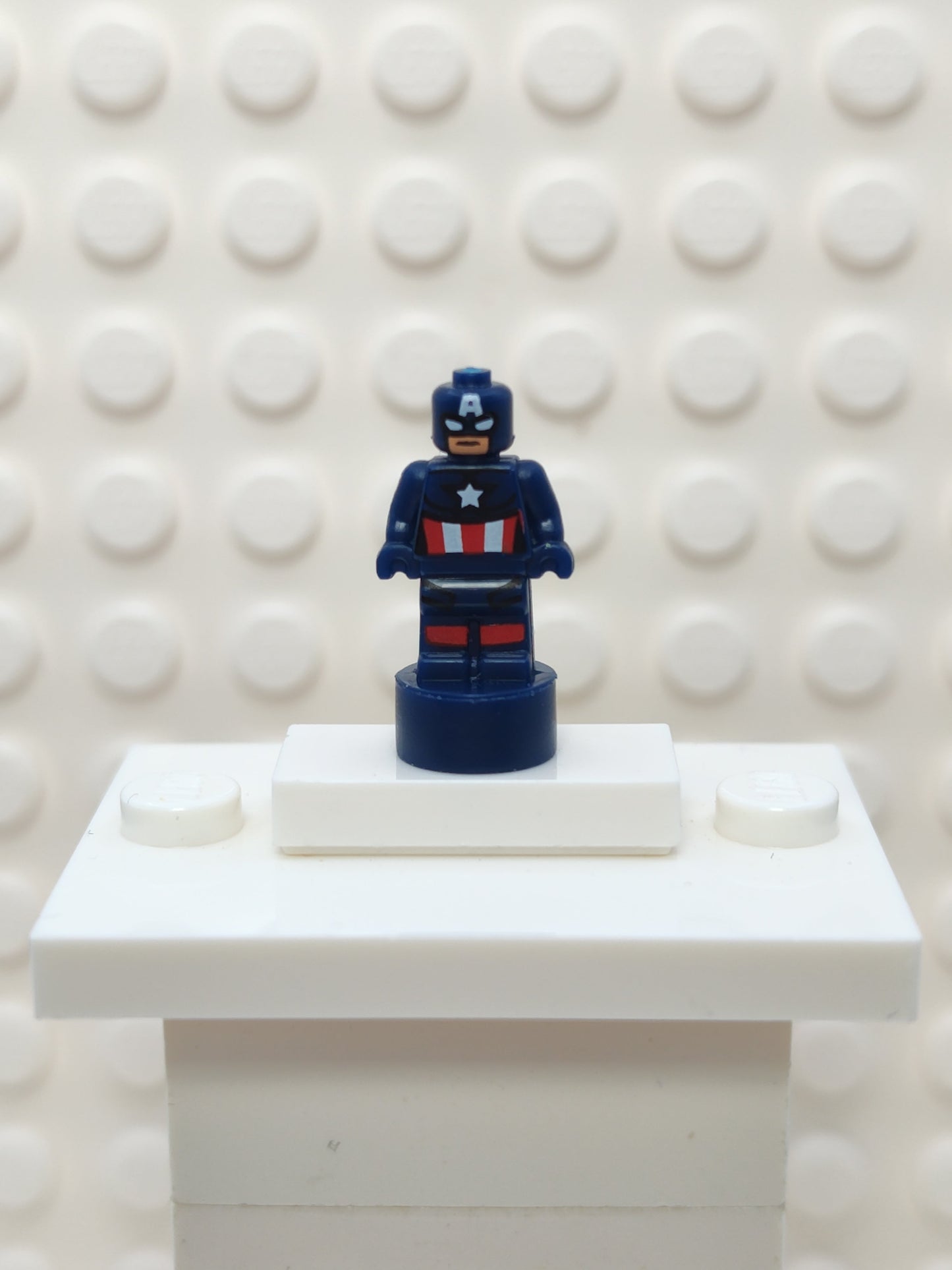 Captain America Statuette / Trophy, 90398pb002
