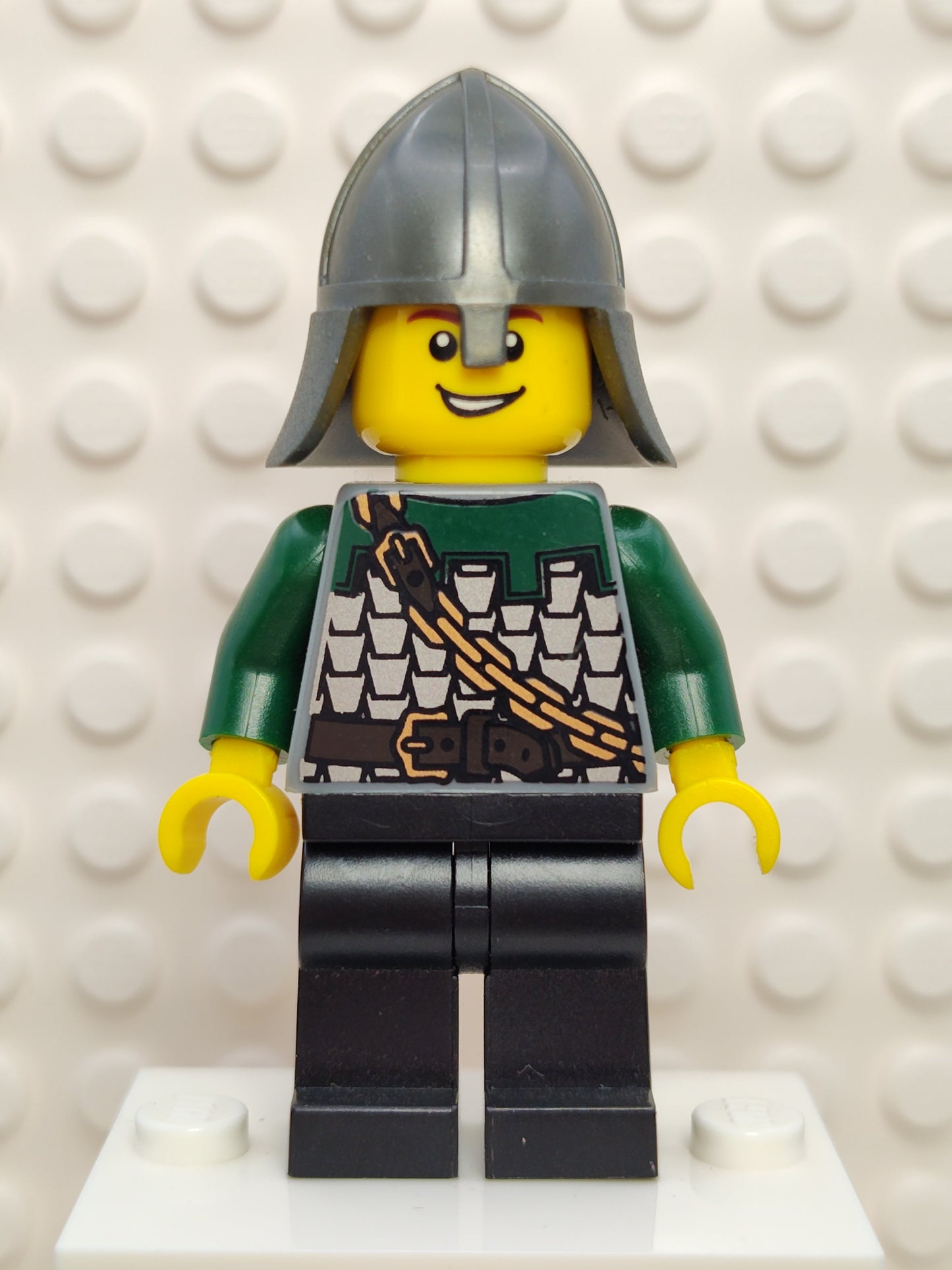 Dragon Knight Scale Mail with Chain and Belt, cas463