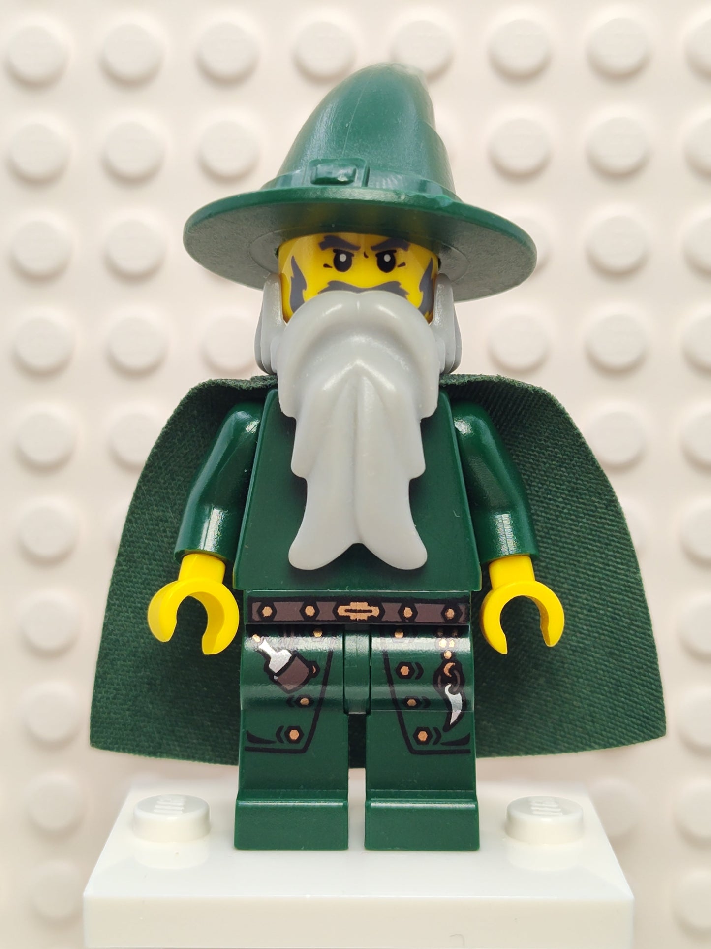 Dark Green Wizard (Chess King), cas509