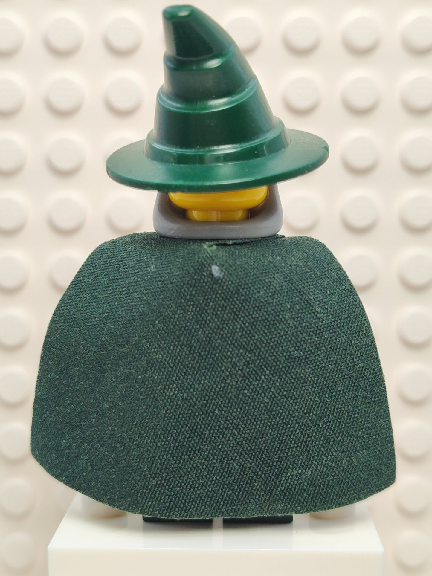 Dark Green Wizard (Chess King), cas509