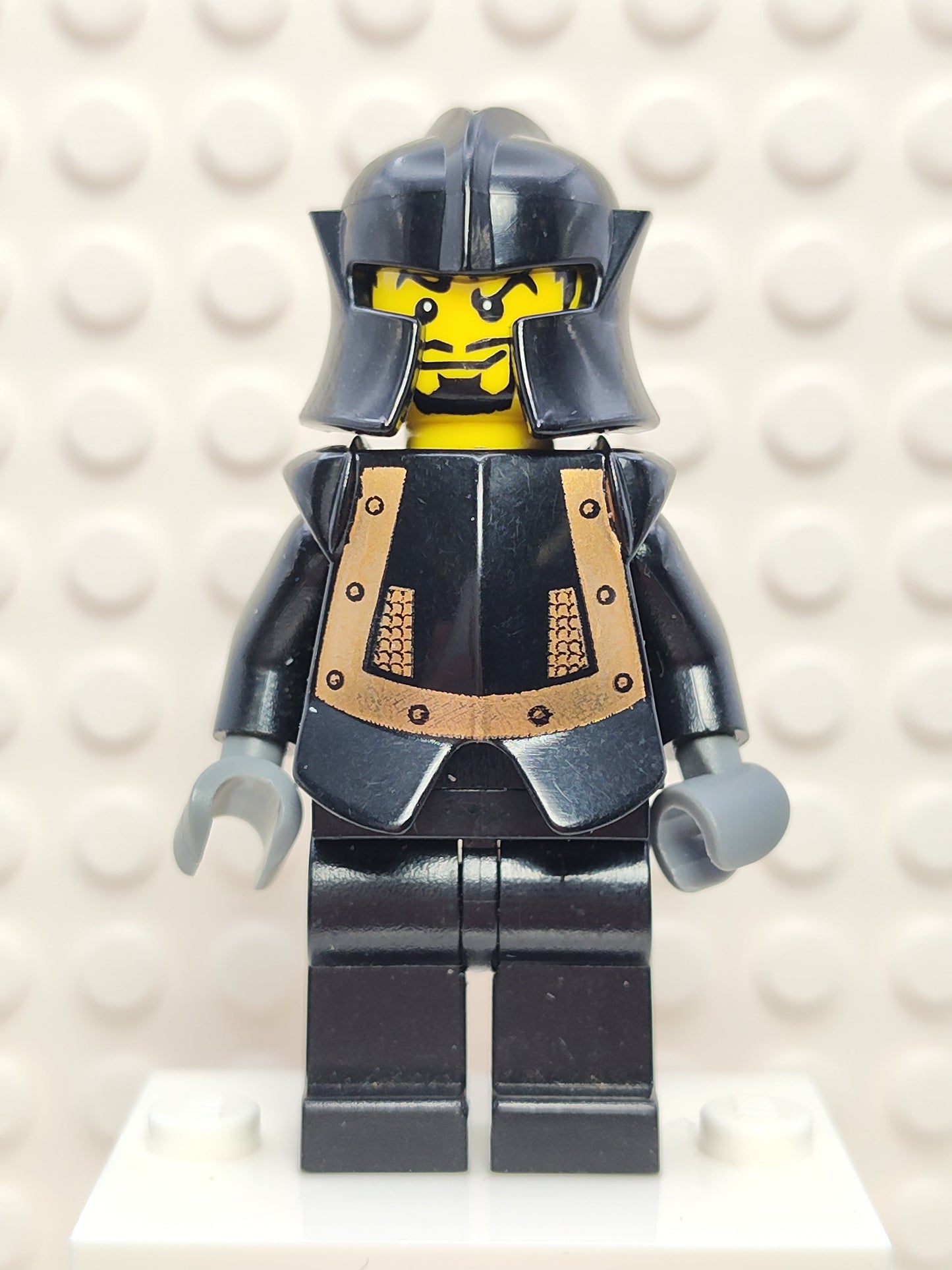 Breastplate - Armor over Black (Evil Knight), cas308