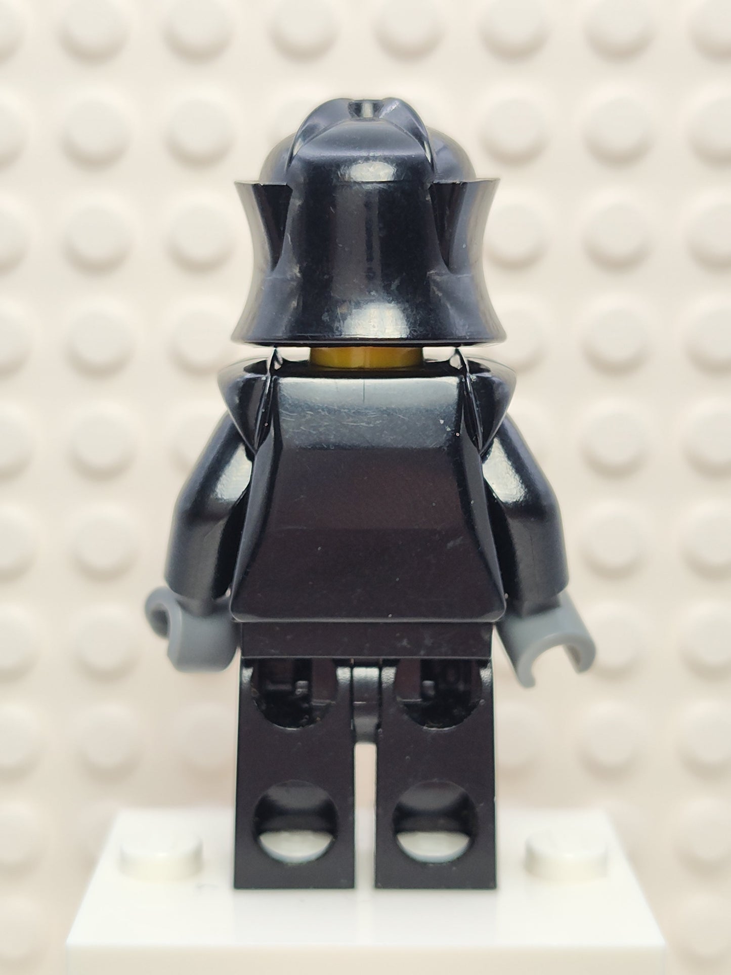 Breastplate - Armor over Black (Evil Knight), cas308