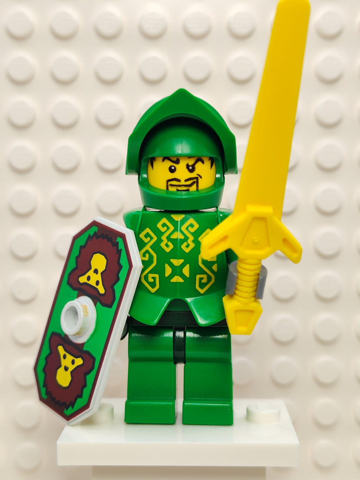 Knights Kingdom II, Rascus with Armor, Plain Torso, cas261