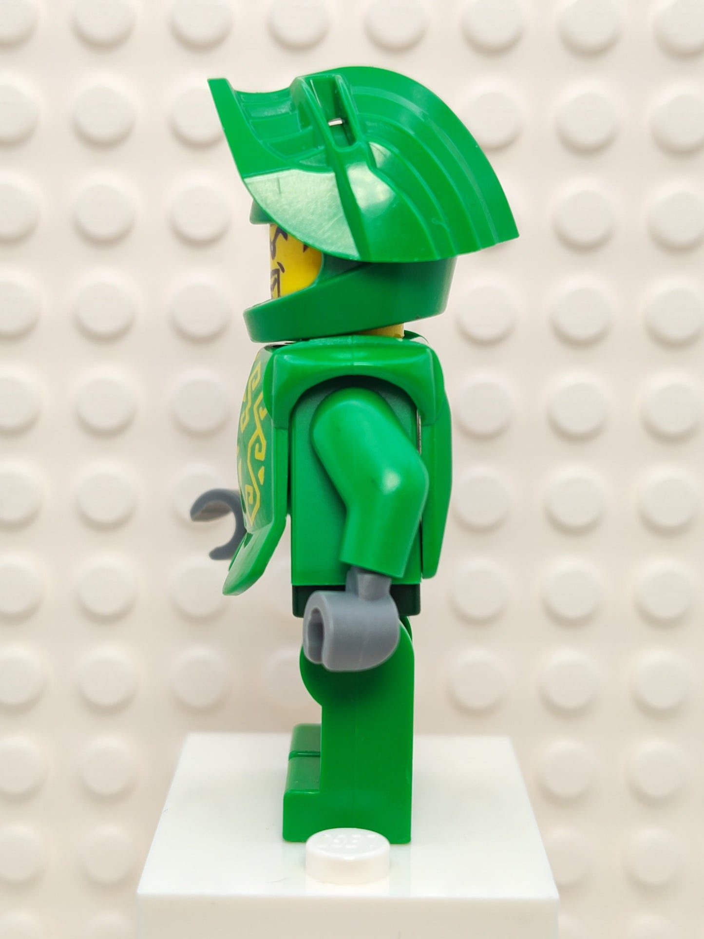 Knights Kingdom II, Rascus with Armor, Plain Torso, cas261