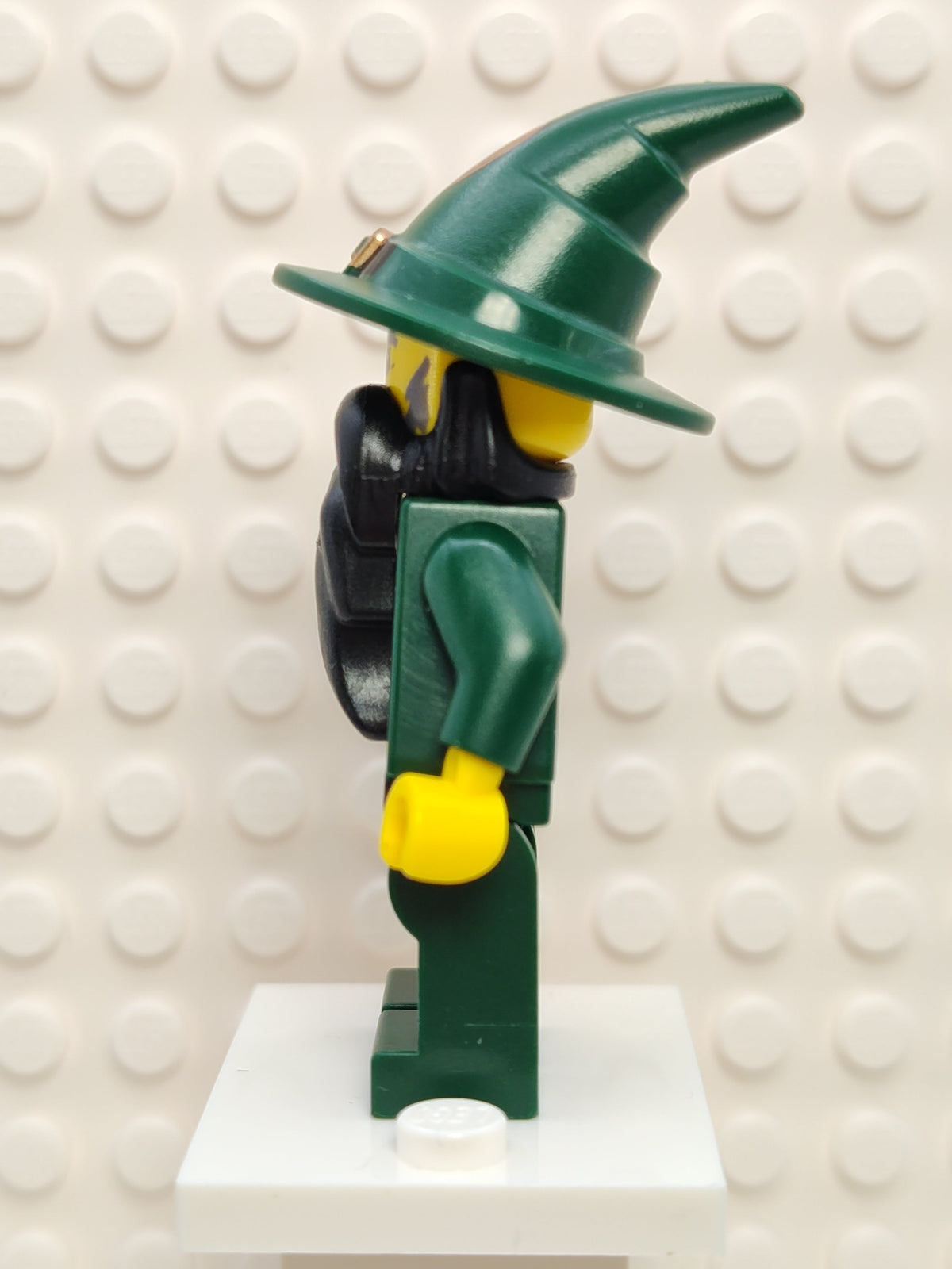 Dark Green Wizard, cas435