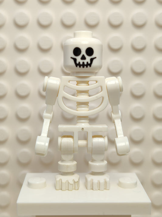 Skeleton, Fantasy Era Torso with Standard Skull, Mechanical Arms Bent, gen038 - LEGO® Pirates of the Caribbean