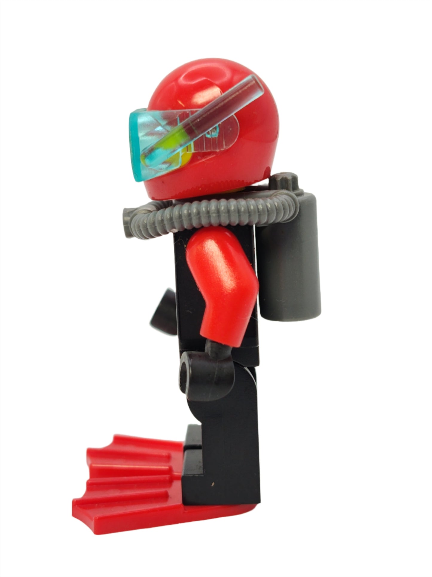 Scuba Diver - Male with Red Flippers, cty0558