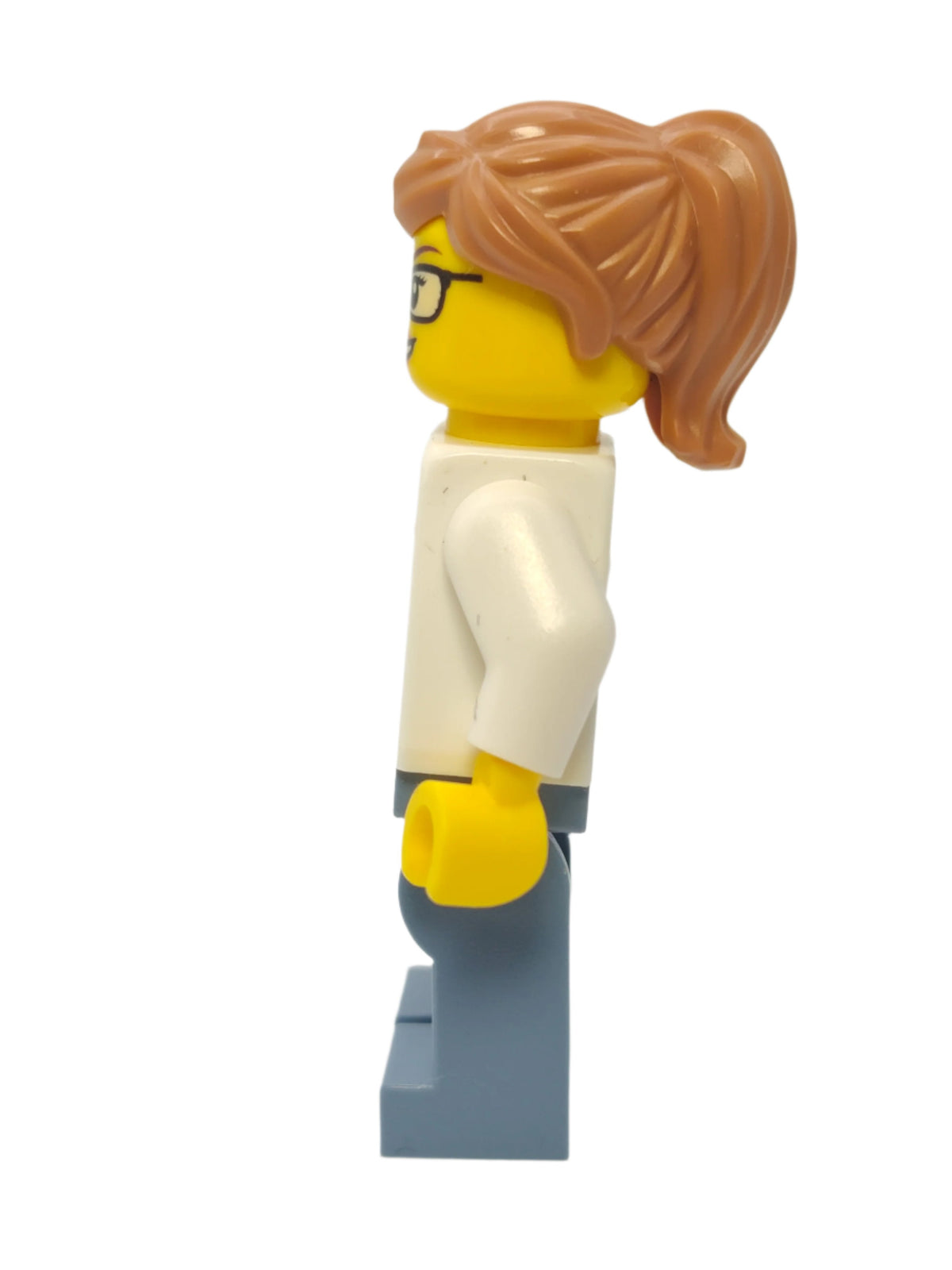 Ocean Researcher - White Jacket with Glasses and Medium Nougat Hair, cty1167
