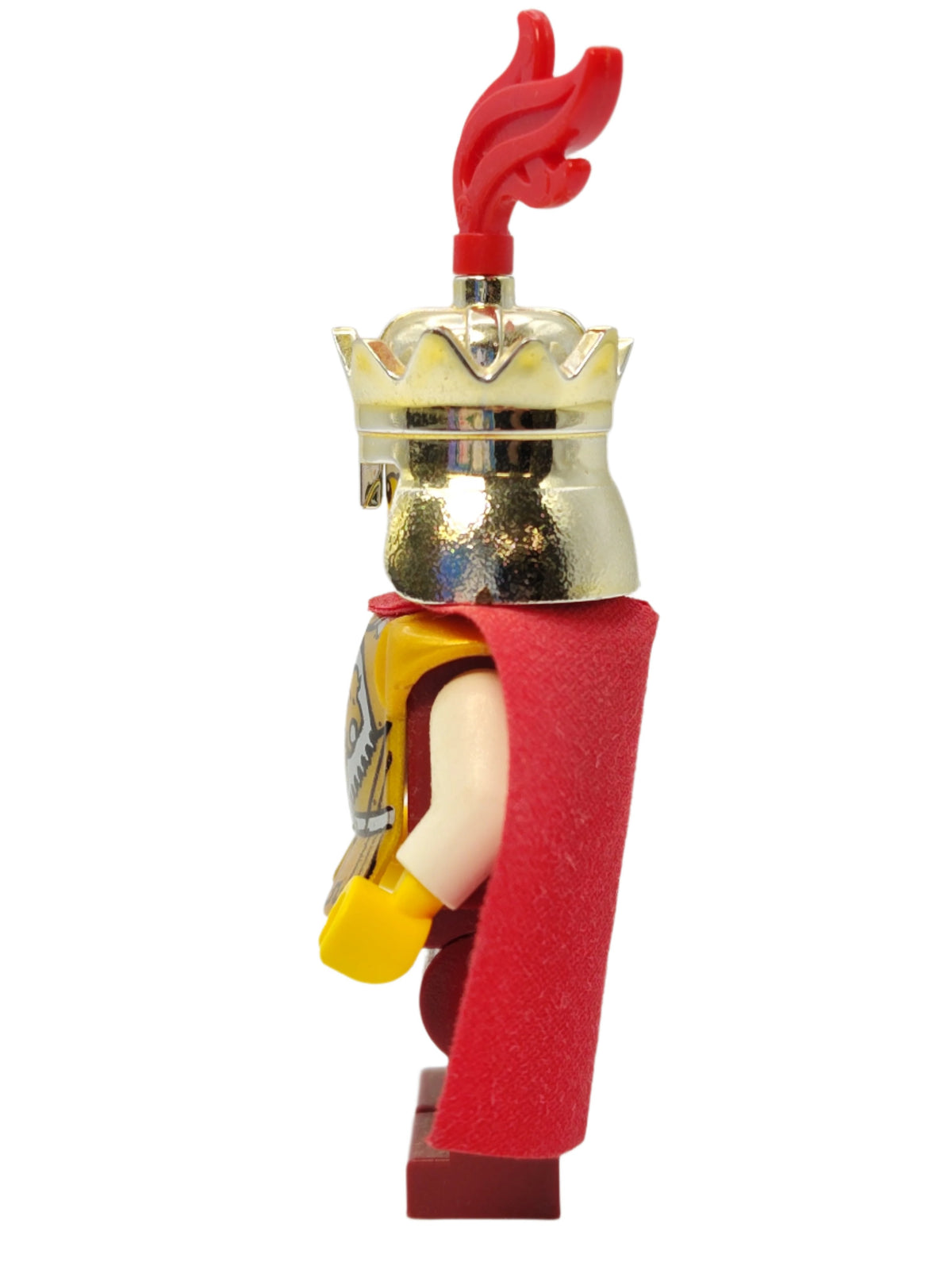 Kingdoms - Lion King with Plume, cas441